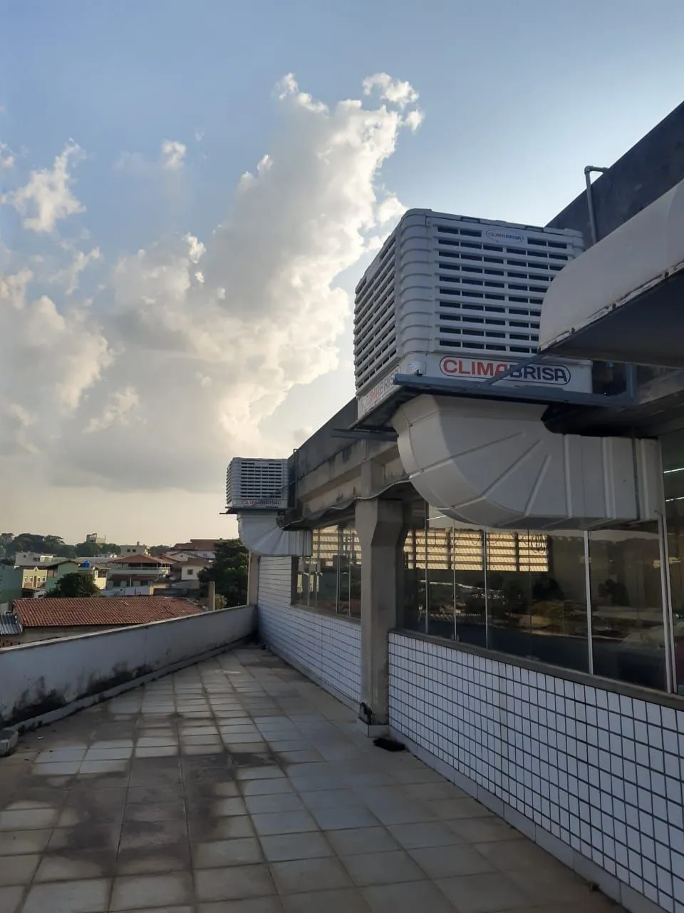 Climatizador para galpão, academia e igreja: como dimensionar cada ambiente